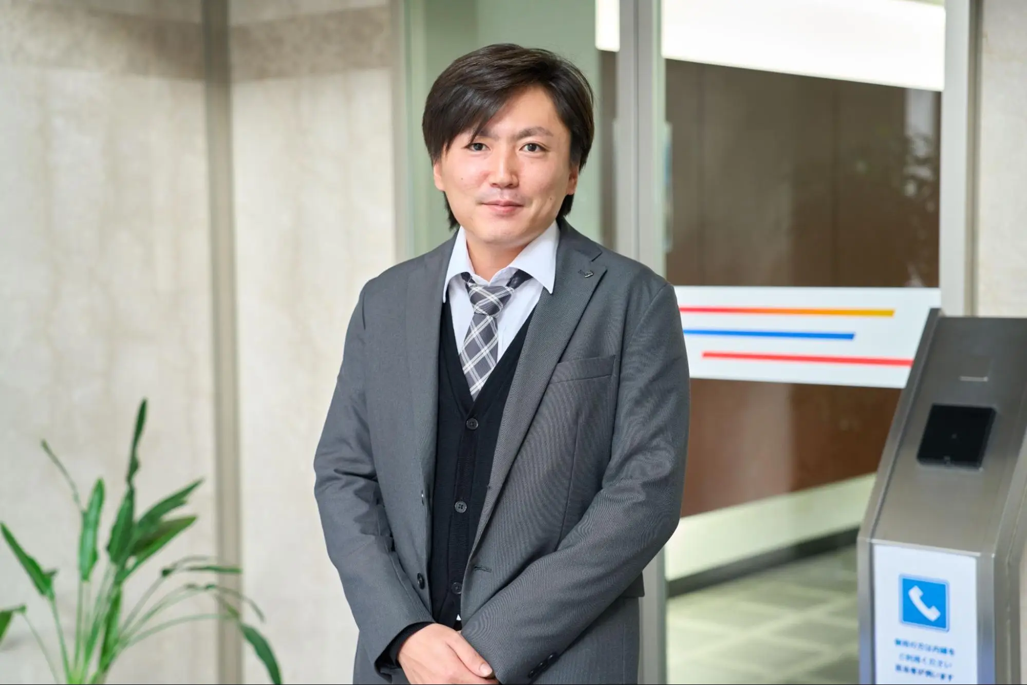 飲食店、鳶職、そして製造現場へ。「人と関わることが好き」な私が、派遣スタッフの支え手になるまで。